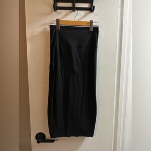 Lululemon Nulu Slim-Fit High-Rise Skirt